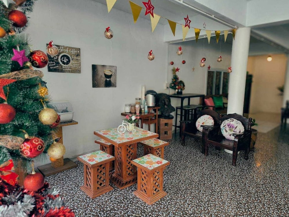 Hotel · Prakai Resort, Photharam