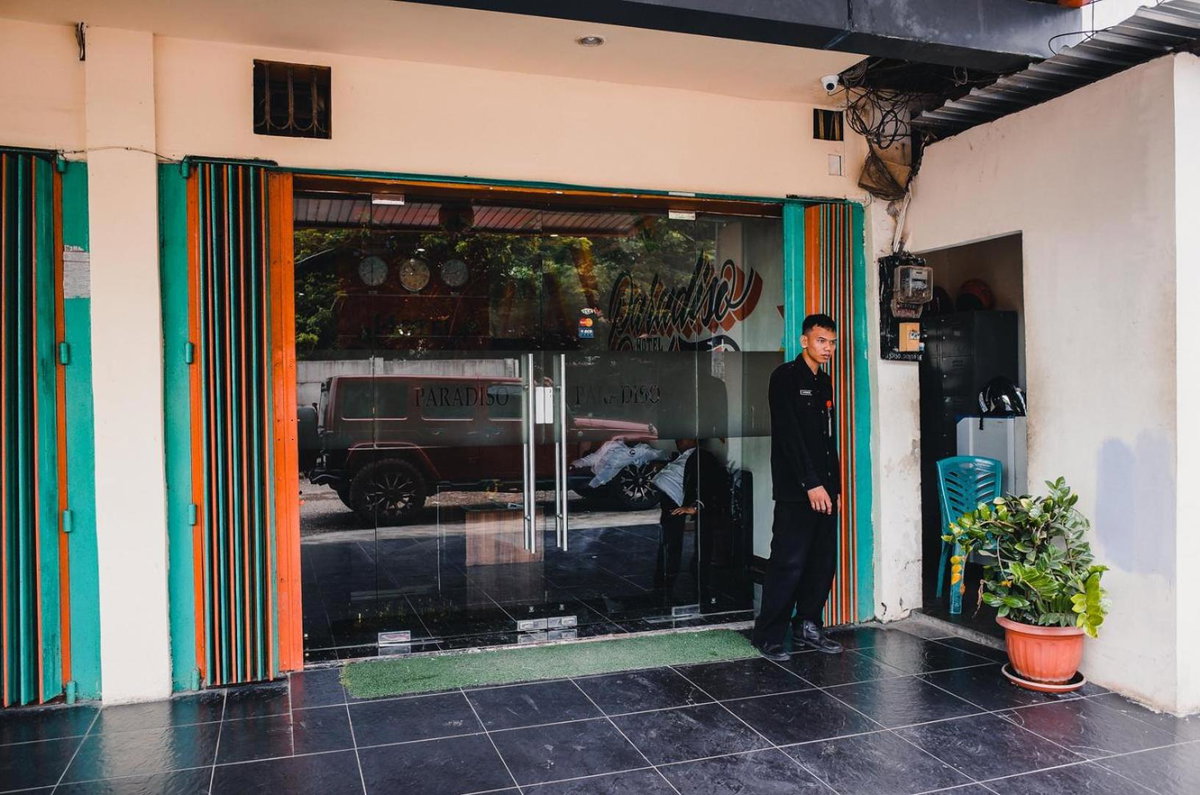 Reddoorz Plus near Makassar Town Square, Indonesia