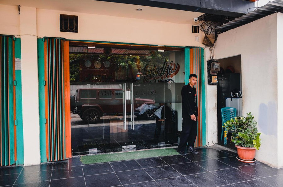 Reddoorz Plus near Makassar Town Square, Makassar, Indonesia