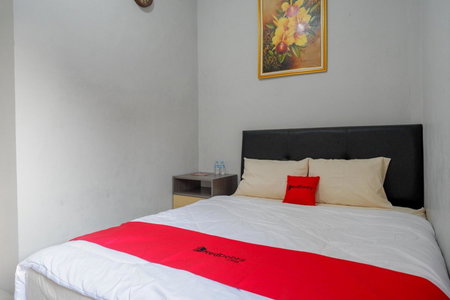 RedDoorz near Jalan Adi Sucipto Solo, Solo, Indonesia