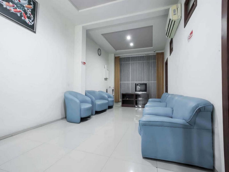 RedDoorz @ Panglima Sudirman, Surabaya, Indonesia