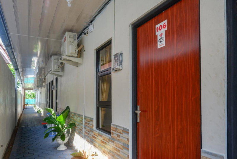 RedDoorz Syariah near Stasiun Gumilir Cilacap, Gumilir, Indonesia