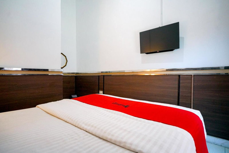 RedDoorz Syariah near Unila Lampung, Bandar Lampung, Indonesia
