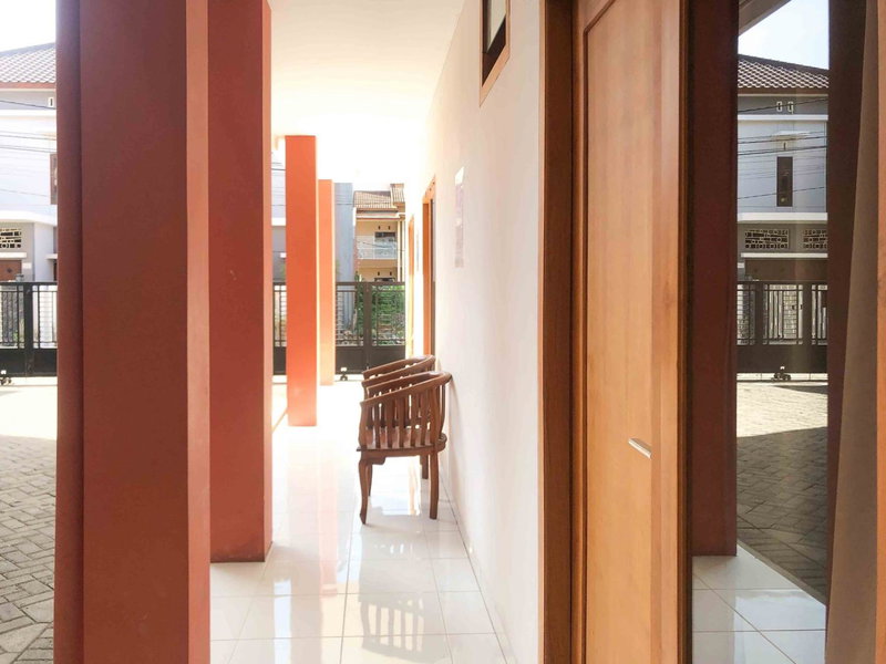 Sofia Residence Syariah Mitra RedDoorz, Malang, Indonesia