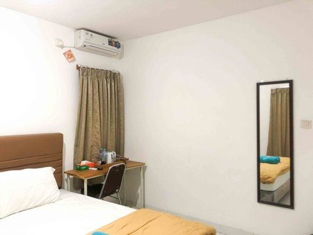 Sofia Residence Syariah Mitra RedDoorz, Malang, Indonesia