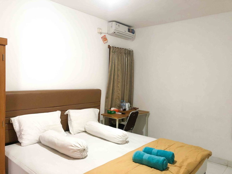 Sofia Residence Syariah Mitra RedDoorz, Malang, Indonesia