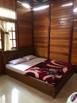 Roemah Kayu Saragan Syariah Magelang Mitra RedDoorz, Banyurojo, Indonesia