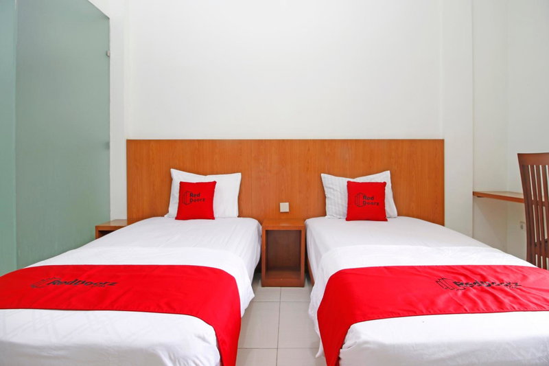 RedDoorz @ Turangga Sari, Yogyakarta, Indonesia