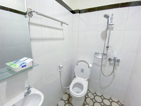 RedDoorz Syariah At Mitra Guest House, Malang, Indonesia