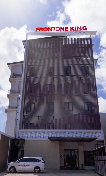 Front One King Hotel Tuban, Tuban, Indonesia