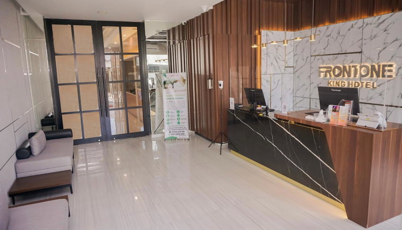 Front One King Hotel Tuban, Tuban, Indonesia