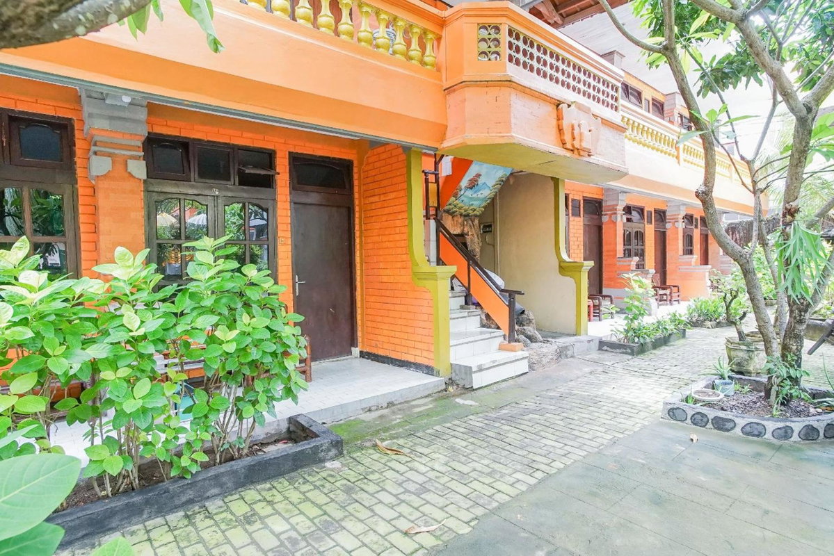 Hotel · RedDoorz at Mahendra Beach Inn Kuta, Kuta