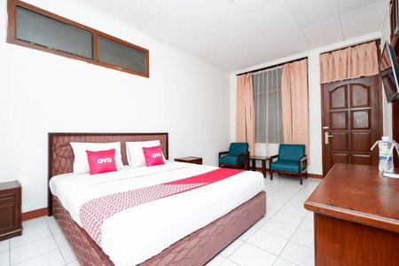 SUPER OYO Capital O 1644 Hotel Griya Kencana, Solo, Indonesia