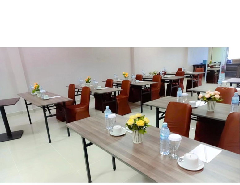 Dlira Syariah Hotel, Pekanbaru, Indonesia