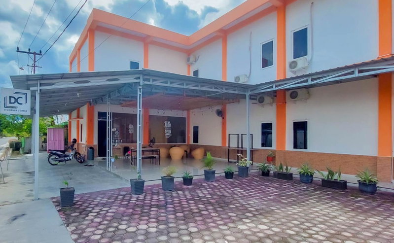 Urbanview Hotel Bundaran Besar Palangkaraya by RedDoorz, Palangkaraya, Indonesia