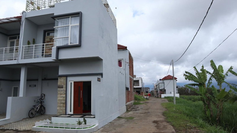 Demara Villa yang Aesthetic di Batu, Tlekung, Indonesia