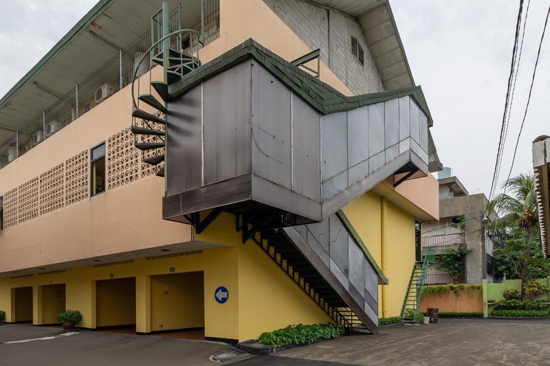 RedDoorz Plus near Ancol, Jakarta, Indonesia