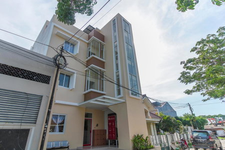 RedDoorz near Soekarno Hatta Airport, Tangerang, Indonesia