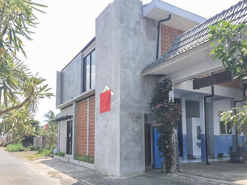 RedDoorz near Wisata Paribendo Lawang, Lawang, Indonesia