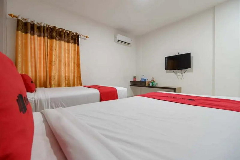 RedDoorz Plus @ Cemara Asri Medan, Pulauberayan Dadap, Indonesia