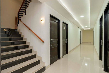 RedDoorz Plus near Eka Hospital BSD 5, Tangerang, Indonesia