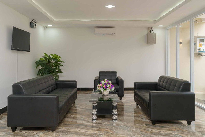RedDoorz Plus near Eka Hospital BSD 5, Tangerang, Indonesia