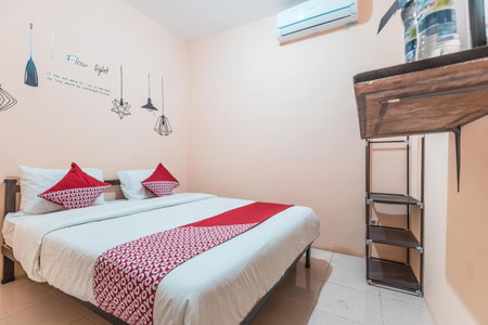 Hotel O Eden Guest House, Depok, Indonesia
