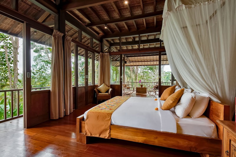 Villa Atas Awan, Payangan, Indonesia