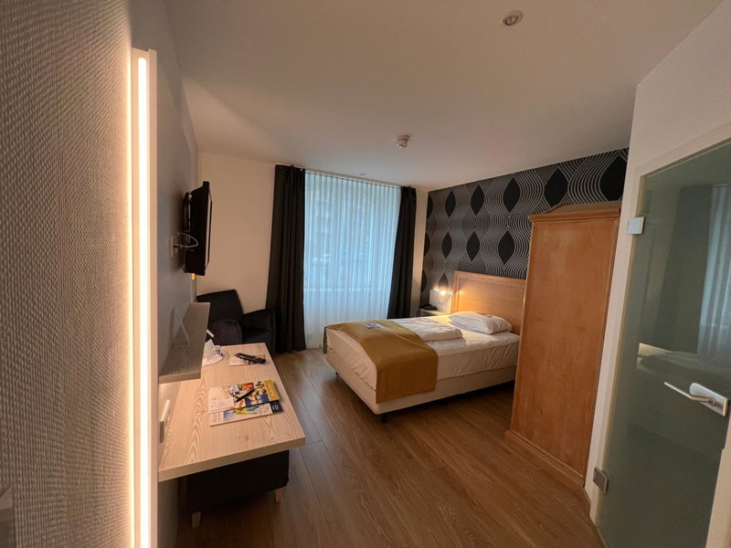 Hotel Am Mühlenteich, Schwelm, Germany