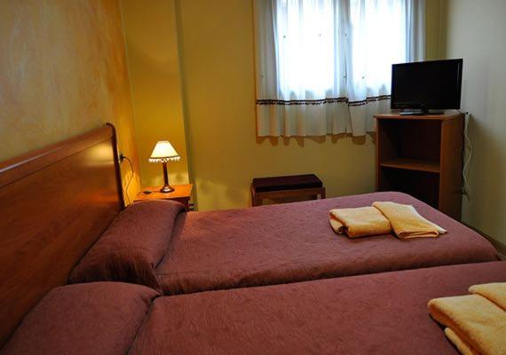 Hotel · Hostal Puerta del Valle, Valladolid
