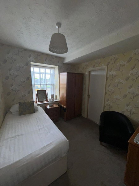 OYO Lamphey Hall, Pembroke, United Kingdom