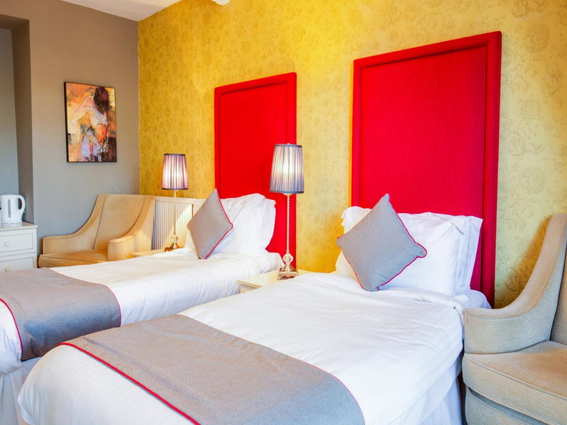 OYO Lamphey Hall, Pembroke, United Kingdom
