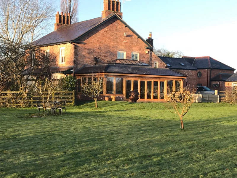 Hollies Farm B&B, Wrexham, United Kingdom