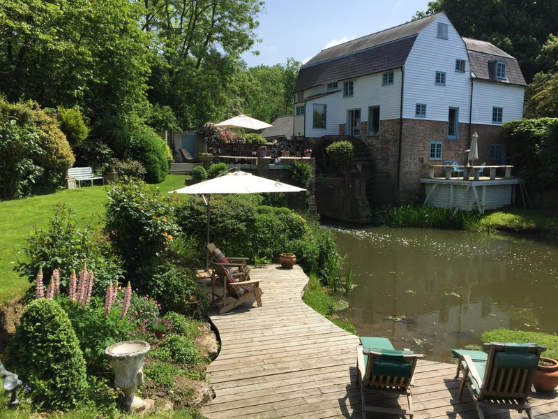 Castle Mill Bed and Breakfast Dorking, Dorking, United Kingdom