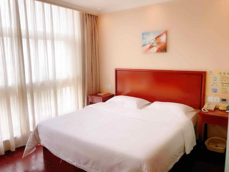 GreenTree Inn Shandong Qingdao Jiaozhou Datong Mansion Express Hotel, China