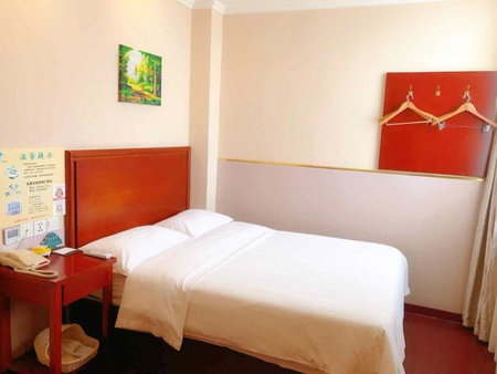 GreenTree Inn Shandong Qingdao Jiaozhou Datong Mansion Express Hotel, Jiaozhou, China