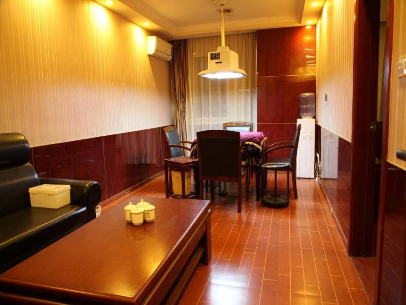 GreenTree Inn Shanghai Fengxian Xidu Business Hotel, Fengxian, China
