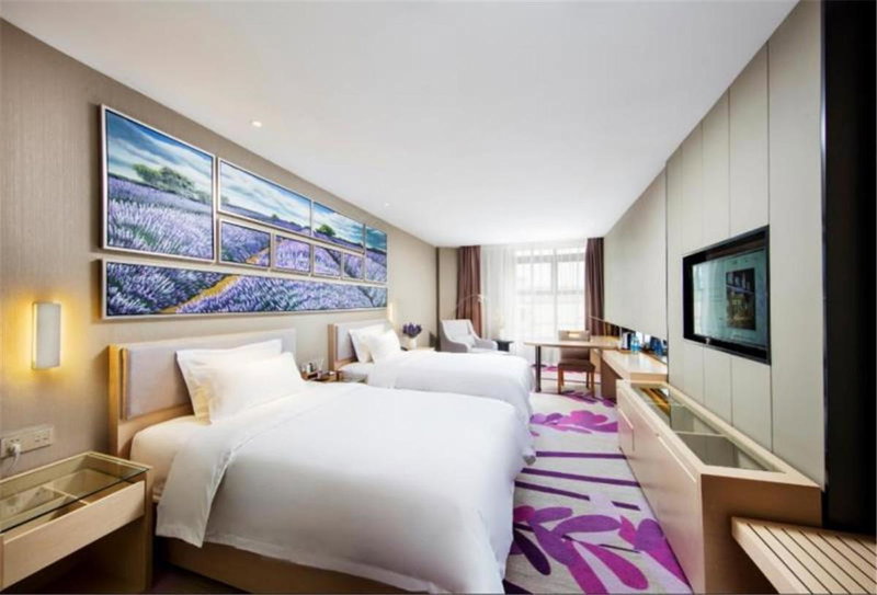 Lavande Hotel Neijiang Hanan Avenue, Neijiang, China