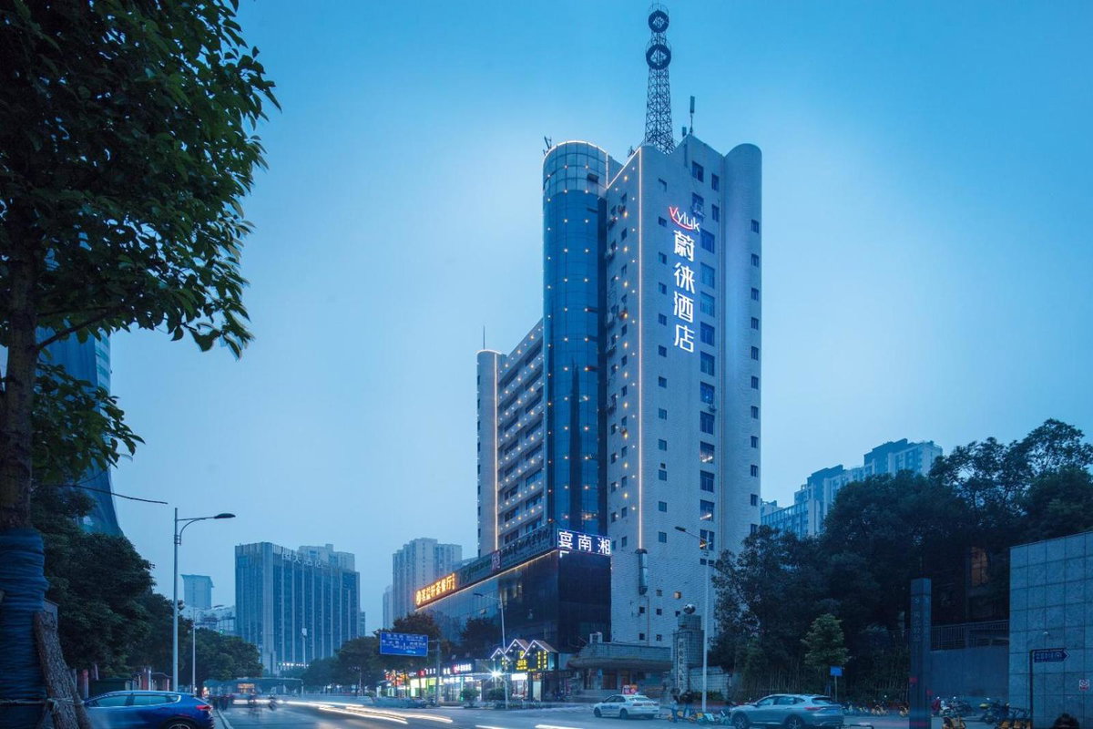 蔚徕酒店长沙贺龙体育馆黄土岭地铁站店, China