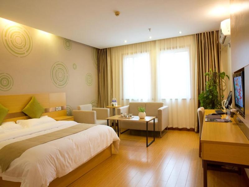 GreenTree Inn Zhejiang Shaoxing Xinchang Buddha Express Hotel, China