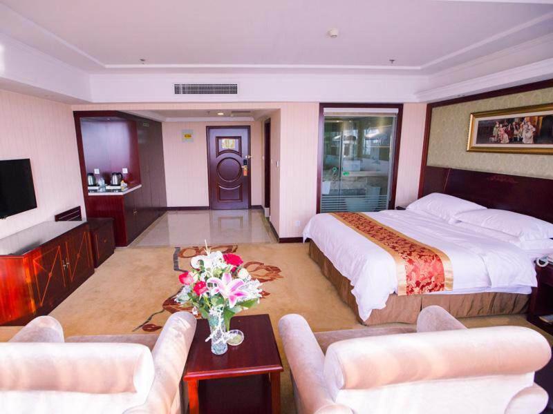 Vienna International Hotel Yangzhou outlets Plaza Heyuan, Yangzhou, China