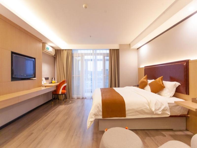 Gya Yangzhou Slender West Lake Hotel, Yangzhou, China
