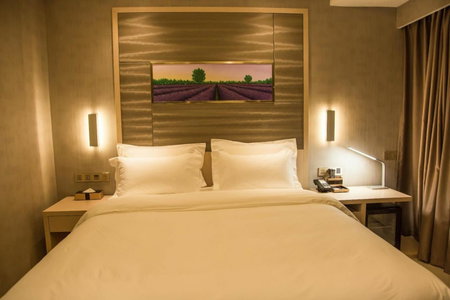 Lavande Hotels Xianning Tonghui Square Branch, Xianning, China