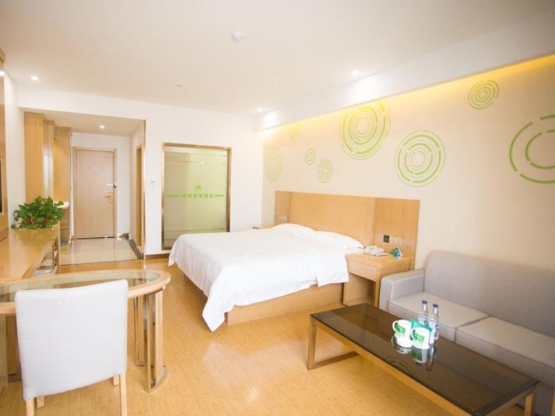 GreenTree Inn Fuyang Linquan County Yiwu Trade City Express Hotel, Jinzhuang, China