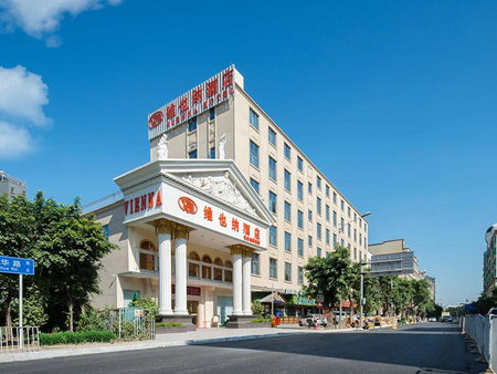 Vienna Hotel Shenzhen Longshen Subway Station, Tiantangwei, China