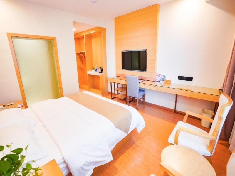 GreenTree Inn Hefei Fuyang North Road Beicheng Shuangfeng Industrial Park Business Hotel, Hefei, China