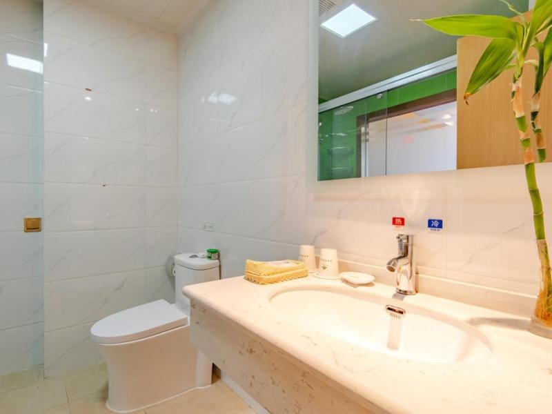 GreenTree Inn Hefei Shushan District Binhu Qiancheng Business Hotel, Hefei, China