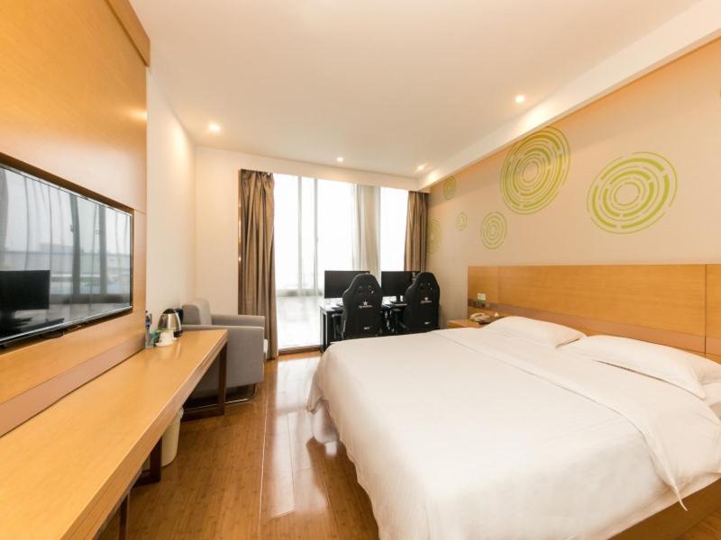 GreenTree Inn Hefei Shushan District Binhu Qiancheng Business Hotel, Hefei, China