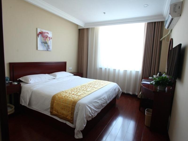 GreenTree Inn Shangdong Province Linxi Yitang Town Shuangling Road Express Hotel, Linyi, China