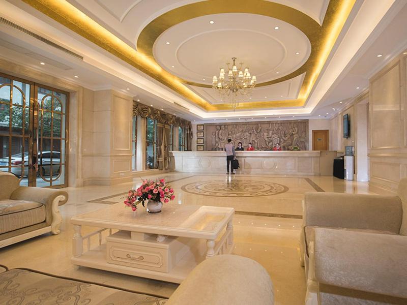 Vienna Hotel (Tianyang Old City High Speed Railway Station), Baise, China